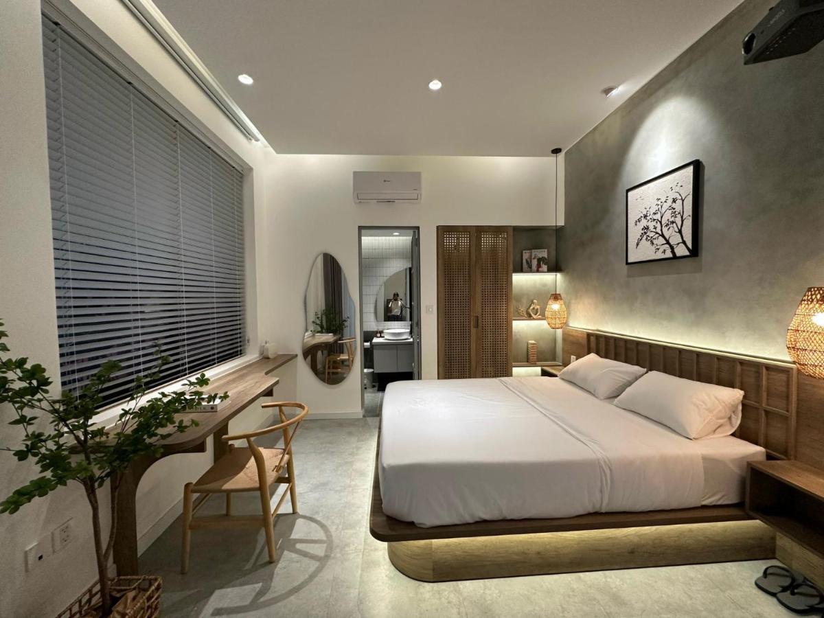 Khách sạn hẻo lánh Kin Wander Tan Phong *