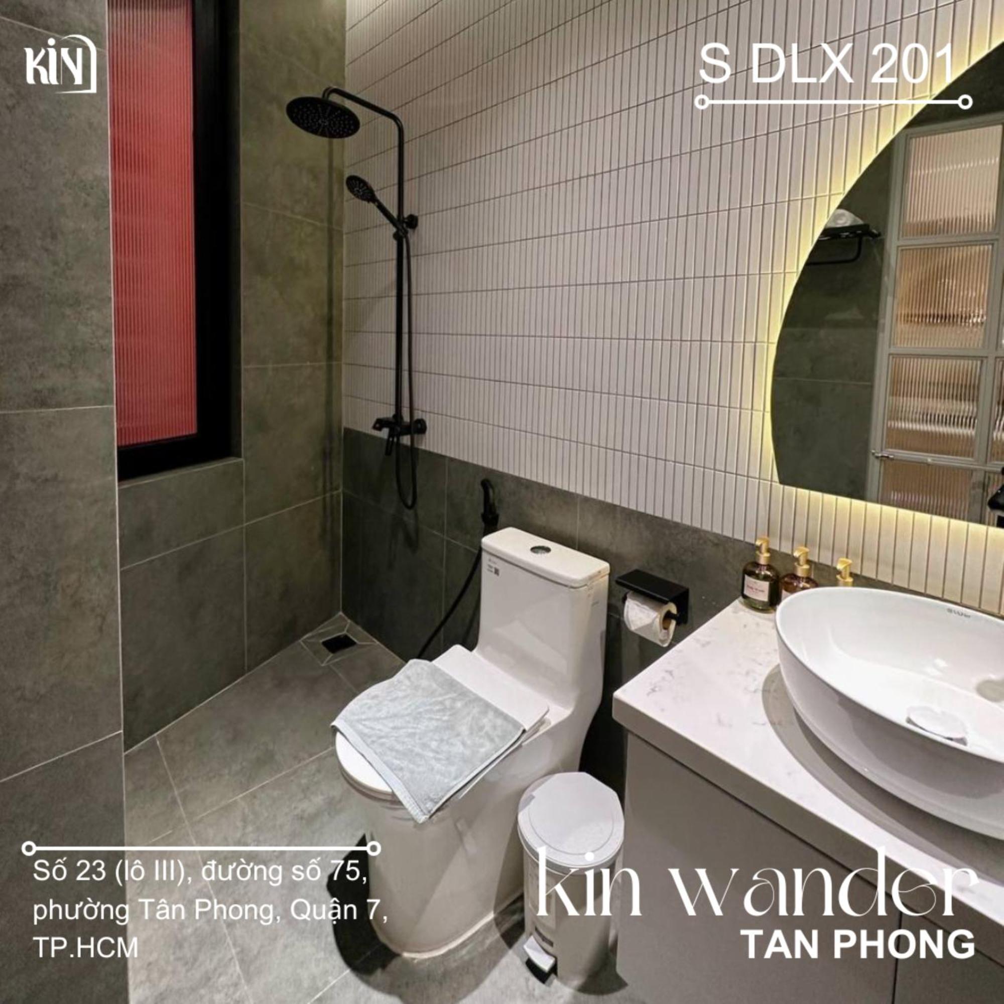 Khách sạn hẻo lánh Kin Wander Tan Phong