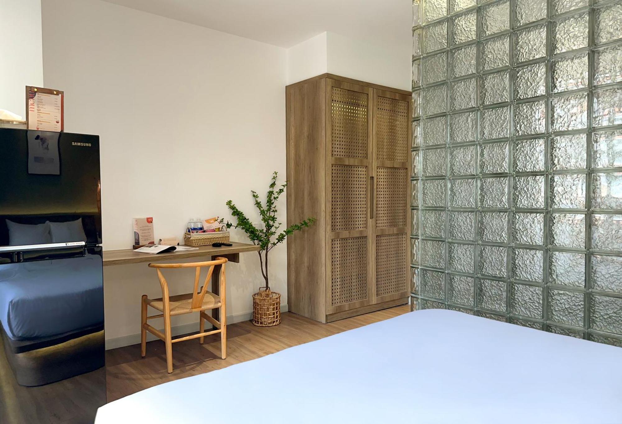 Khách sạn hẻo lánh Kin Wander Tan Phong